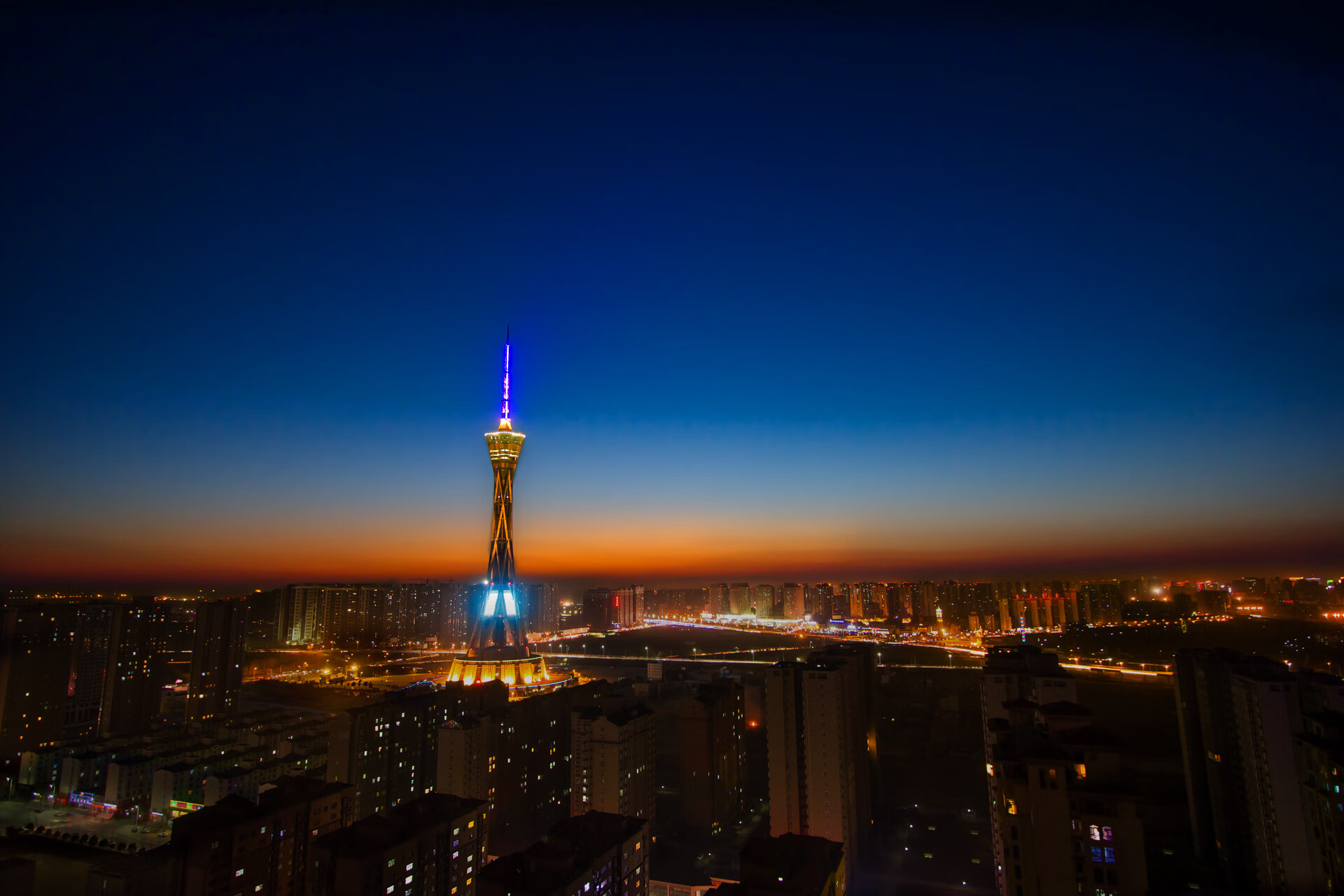 AYX体育官网-英雄联盟 JDG战队新阵容首秀表现抢眼，lol jd战队