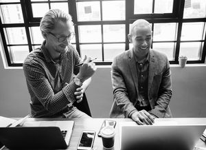 AYX官网-斯密斯：凭借敏锐的视野与速度，成为全黑队不可或缺的球员，斯密06